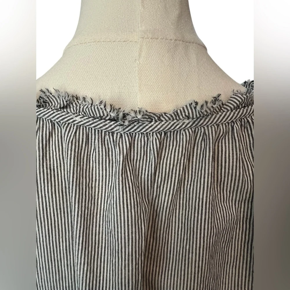 🔵 NWOT ANN TAYLOR LOFT Gray & White Striped Chambray Sleeveless Top | Size M - Picture 6 of 11